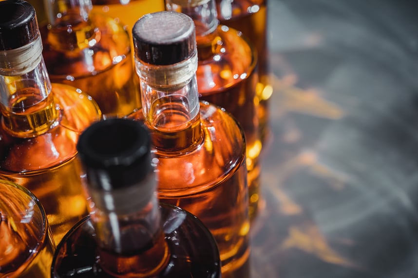 Distillati, liquori e amari: cosa sono e come si ottengono gli 'spirits'